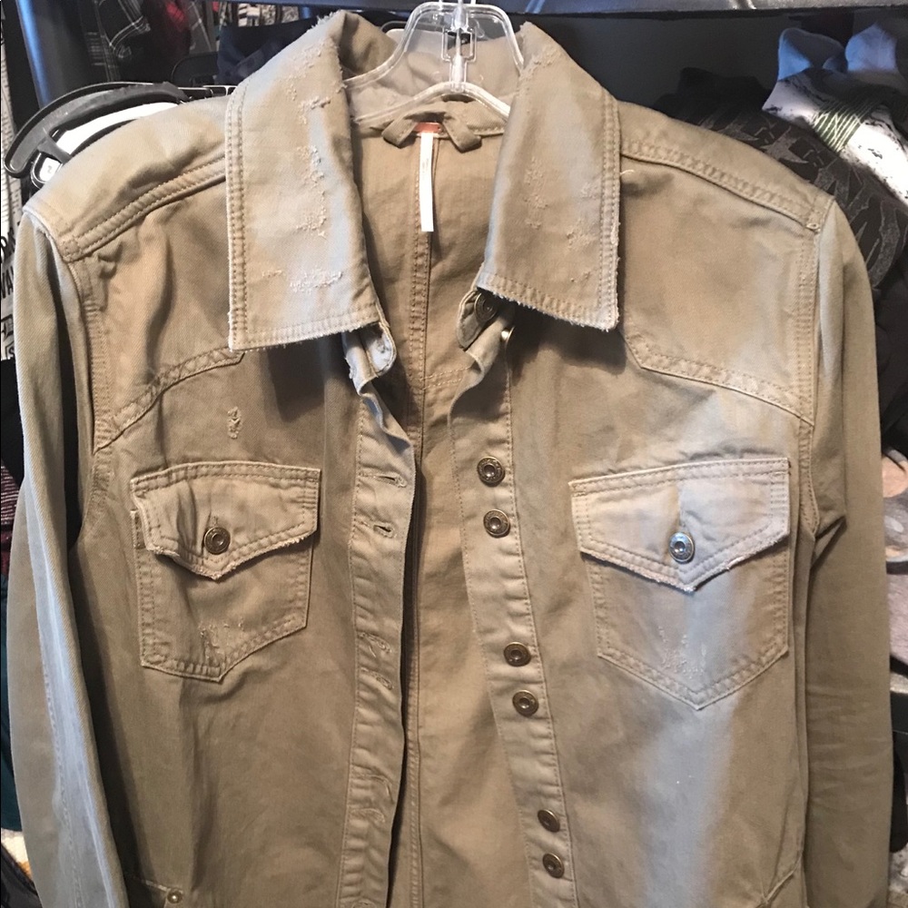 Free People Moonchild shirt jacket❣️